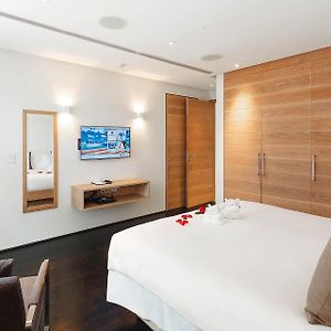 Villa avec Piscine à 2 Chambres à Coucher
