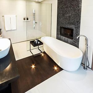Villa avec Piscine à 1 Chambre à Coucher